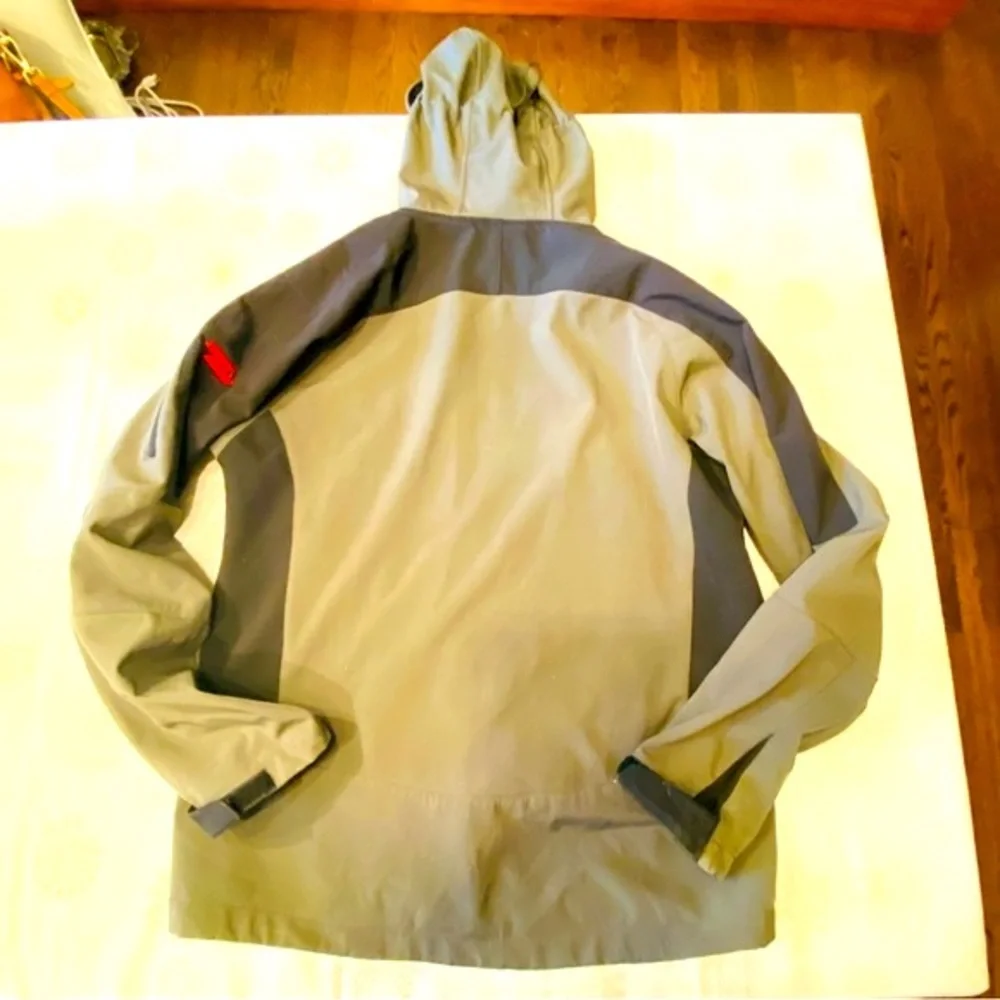 Ice Wear Iceland Softshell Water Repellant Hooded Jacket Gray Men Large